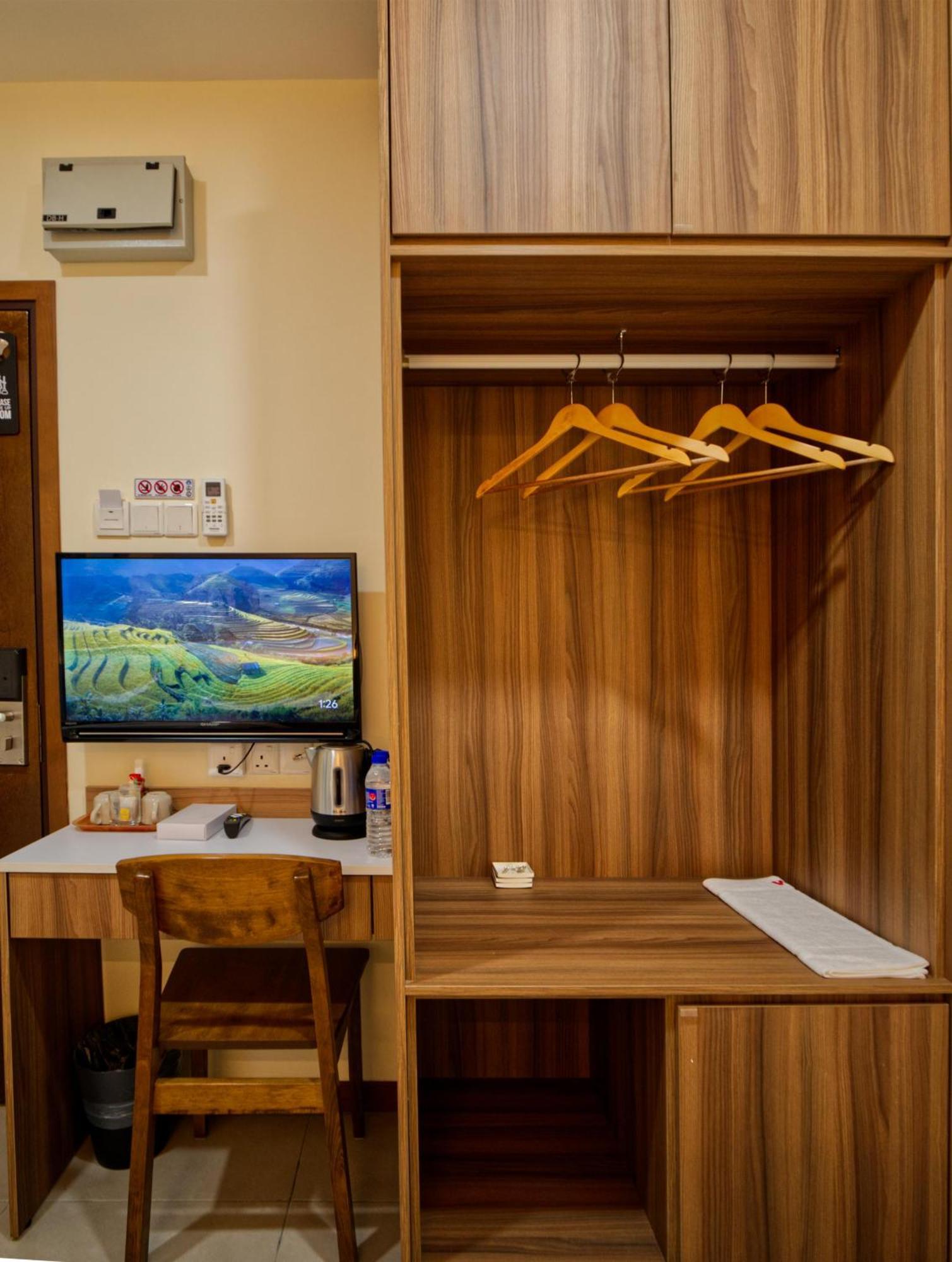 Kampong Jawa Tengah Weiss Hotels Kepong Baru מראה חיצוני תמונה