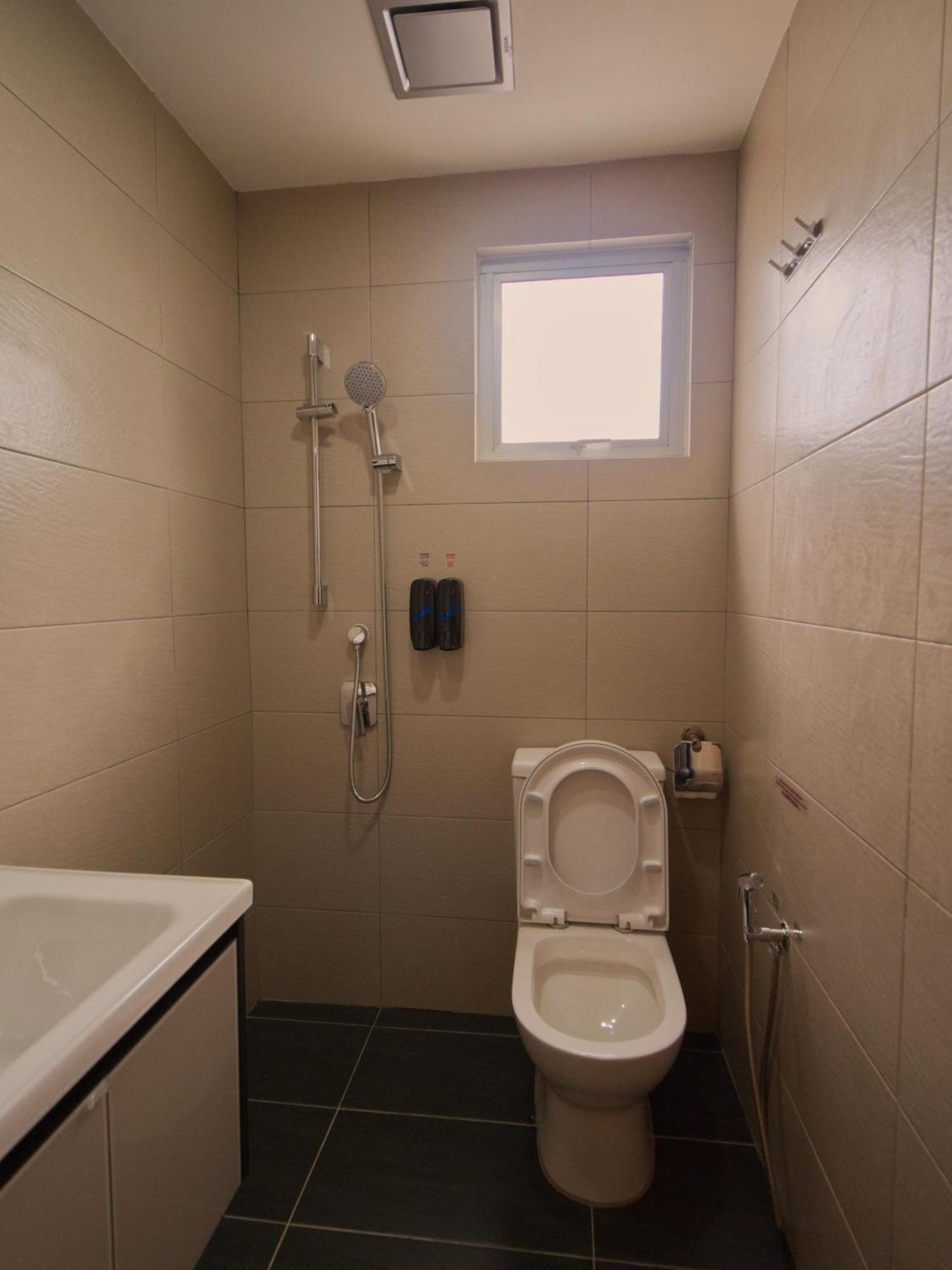 Kampong Jawa Tengah Weiss Hotels Kepong Baru חדר תמונה