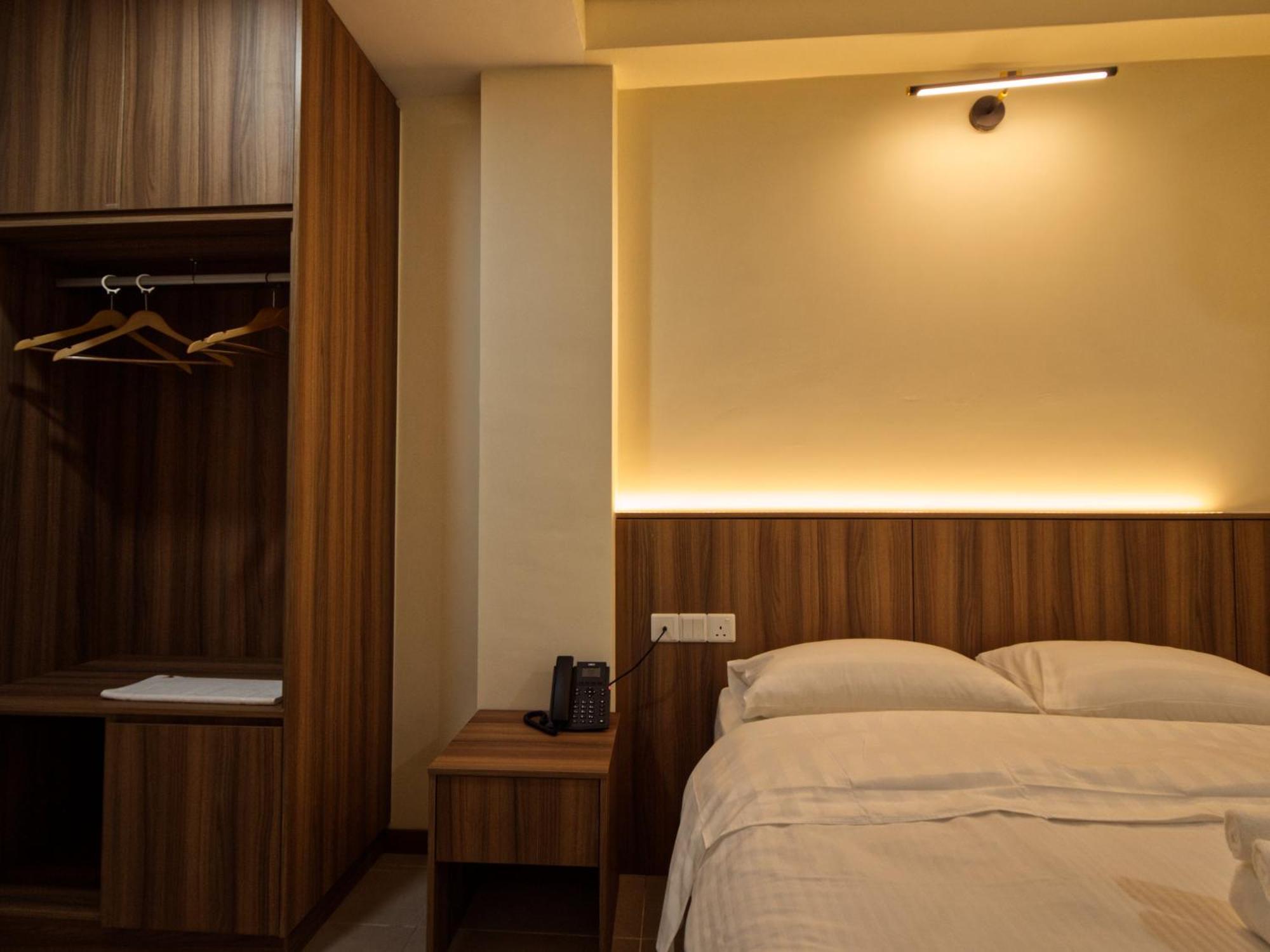 Kampong Jawa Tengah Weiss Hotels Kepong Baru חדר תמונה