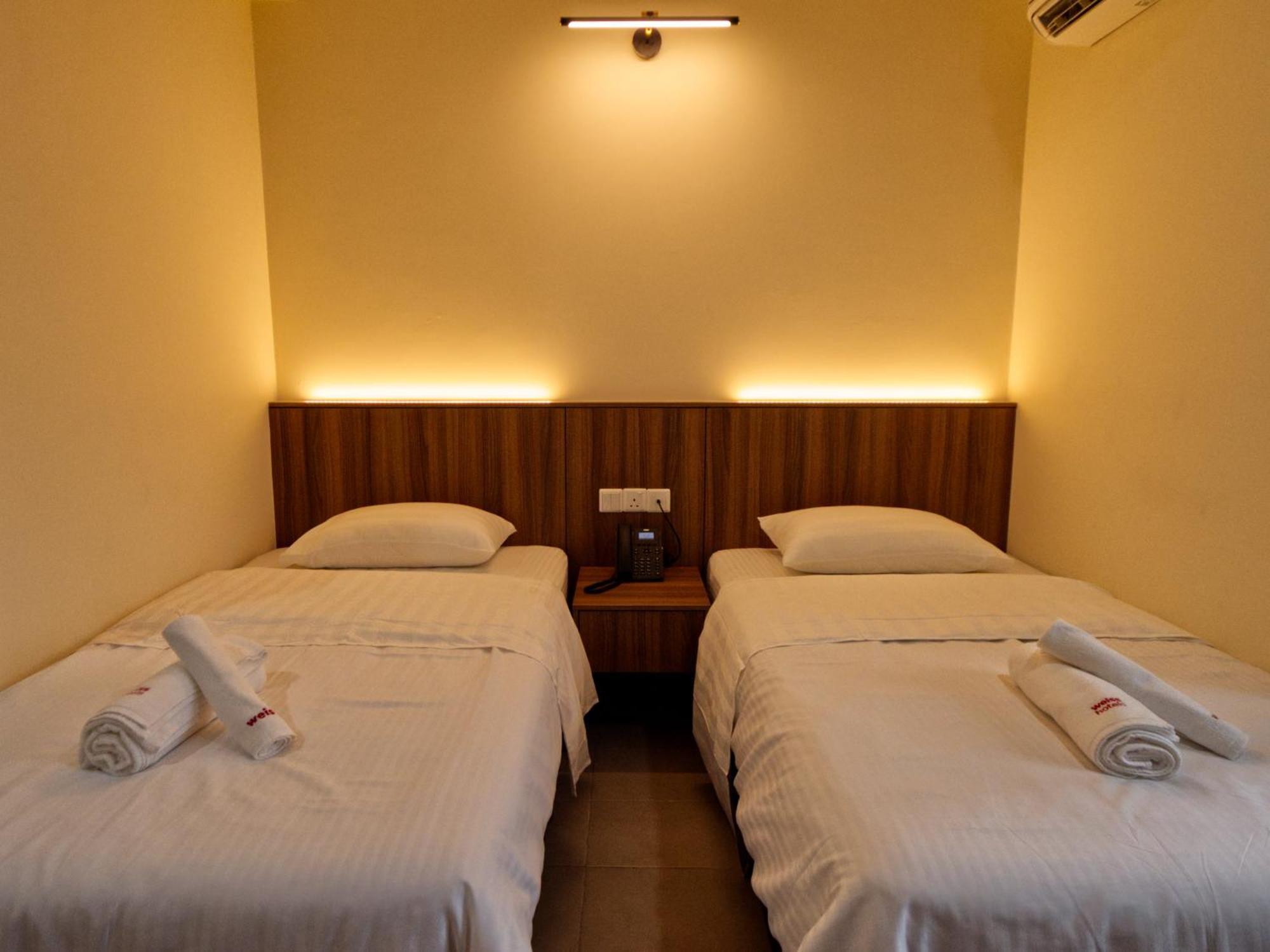 Kampong Jawa Tengah Weiss Hotels Kepong Baru מראה חיצוני תמונה